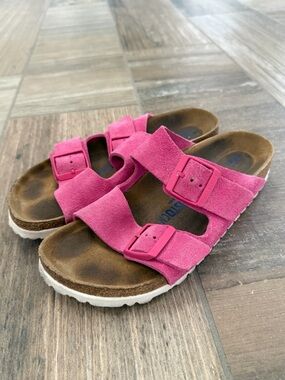 Birkenstock Arizona pink suede sandals size 7
